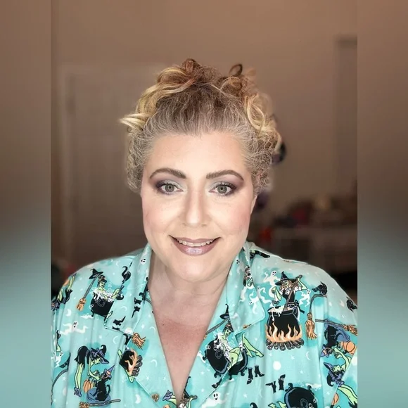 @Redmoon76 live 6/10 @ 7PM EST, Your Personal Esthetician & Makeup Artist